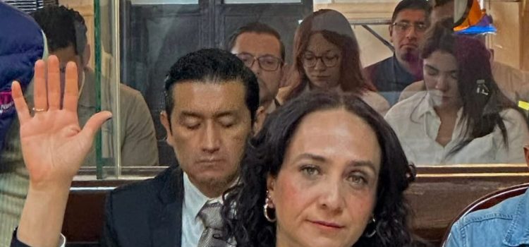 Aline Dávila, la regidora que engaña a los ciudadanos y al SAT