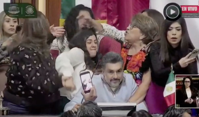 TRAS BAMBALINAS. ¡Saliiiinas viiiive, el INE NO sigue!