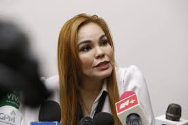 “Quiere pruebas, Aquí estoy”: dice diputada a Sheinbaum