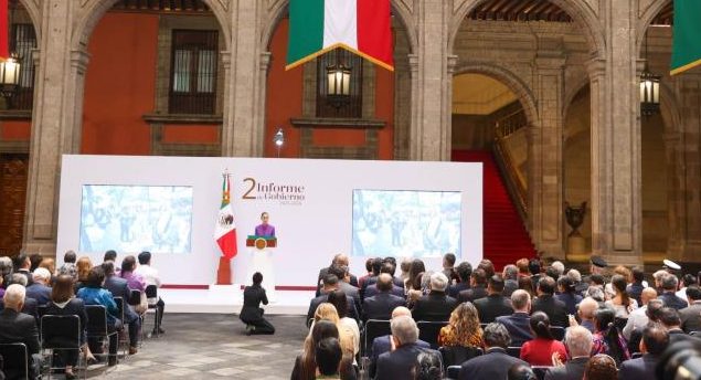 Llamado a la unidad y ausencias, durante 2º Informe