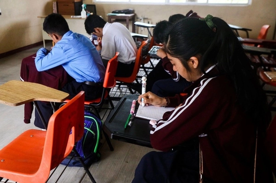 Becas de AMLO, fraude multimillonario; 67 mil jóvenes no están en el RENAPO