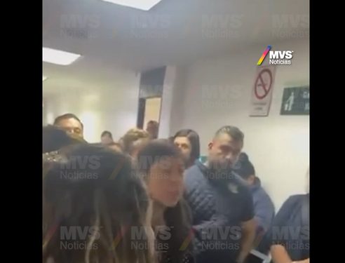 Trabajadores del IMSS denuncian amenazas y extorsión para que acepten aumento